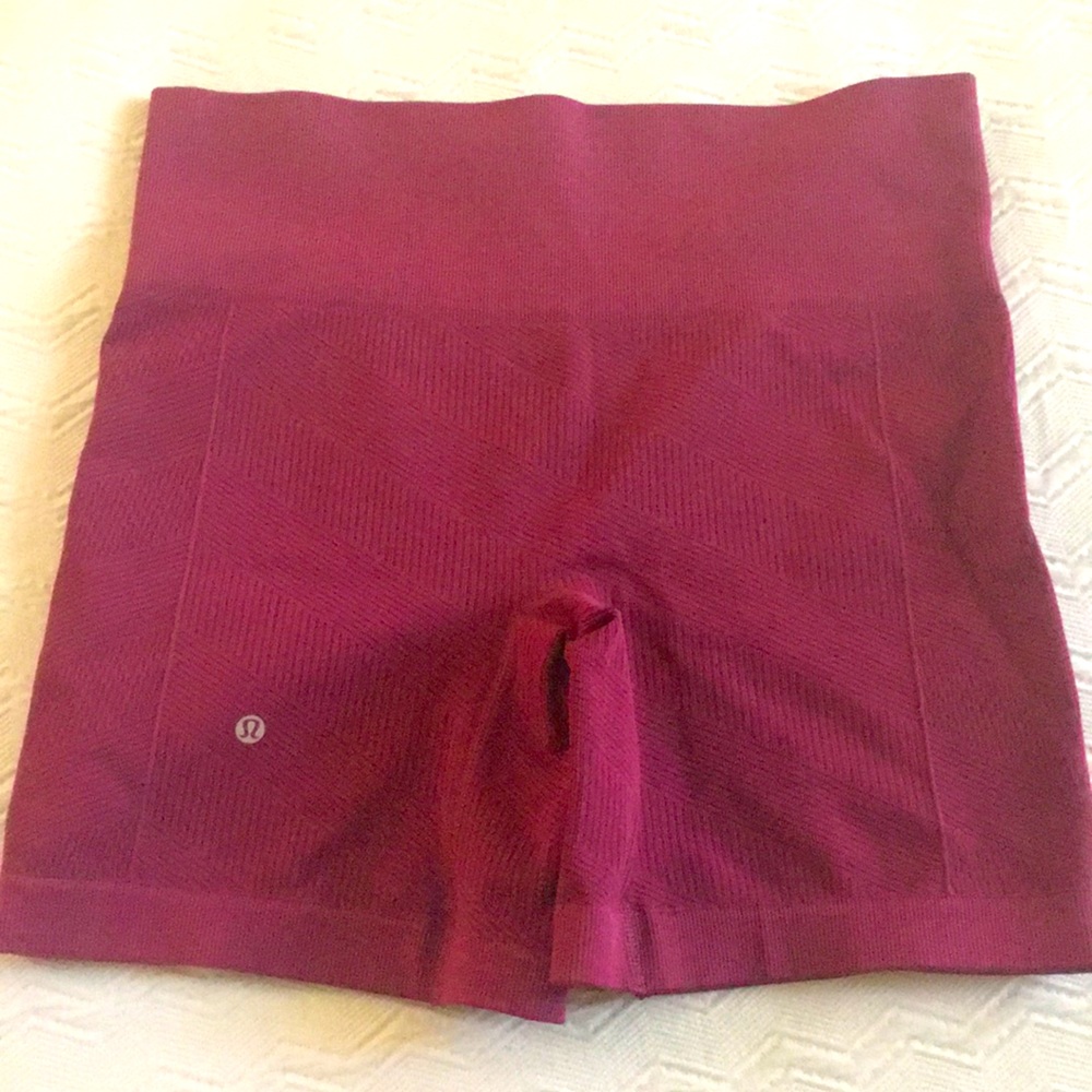 Lululemon stretch short